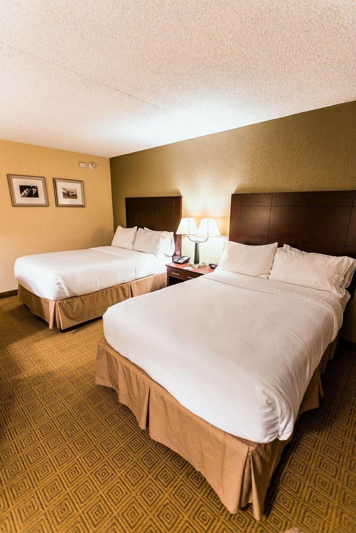 Holiday Inn South Plainfield-Piscataway By Ihg Ngoại thất bức ảnh